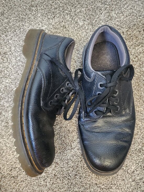 Doc Martens Ashfeld lace up oxford pebbled leather shoes 11 main image 3
